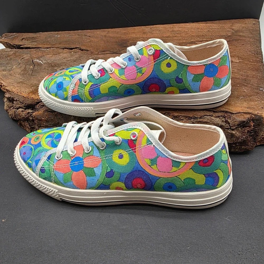 Boho Retro Hippie Sneakers Women Size 9 Multicolor Psychedelic Floral Low Top